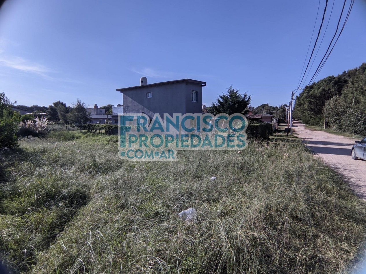 Lote unifamiliar en zona residencial - Villa Gesell