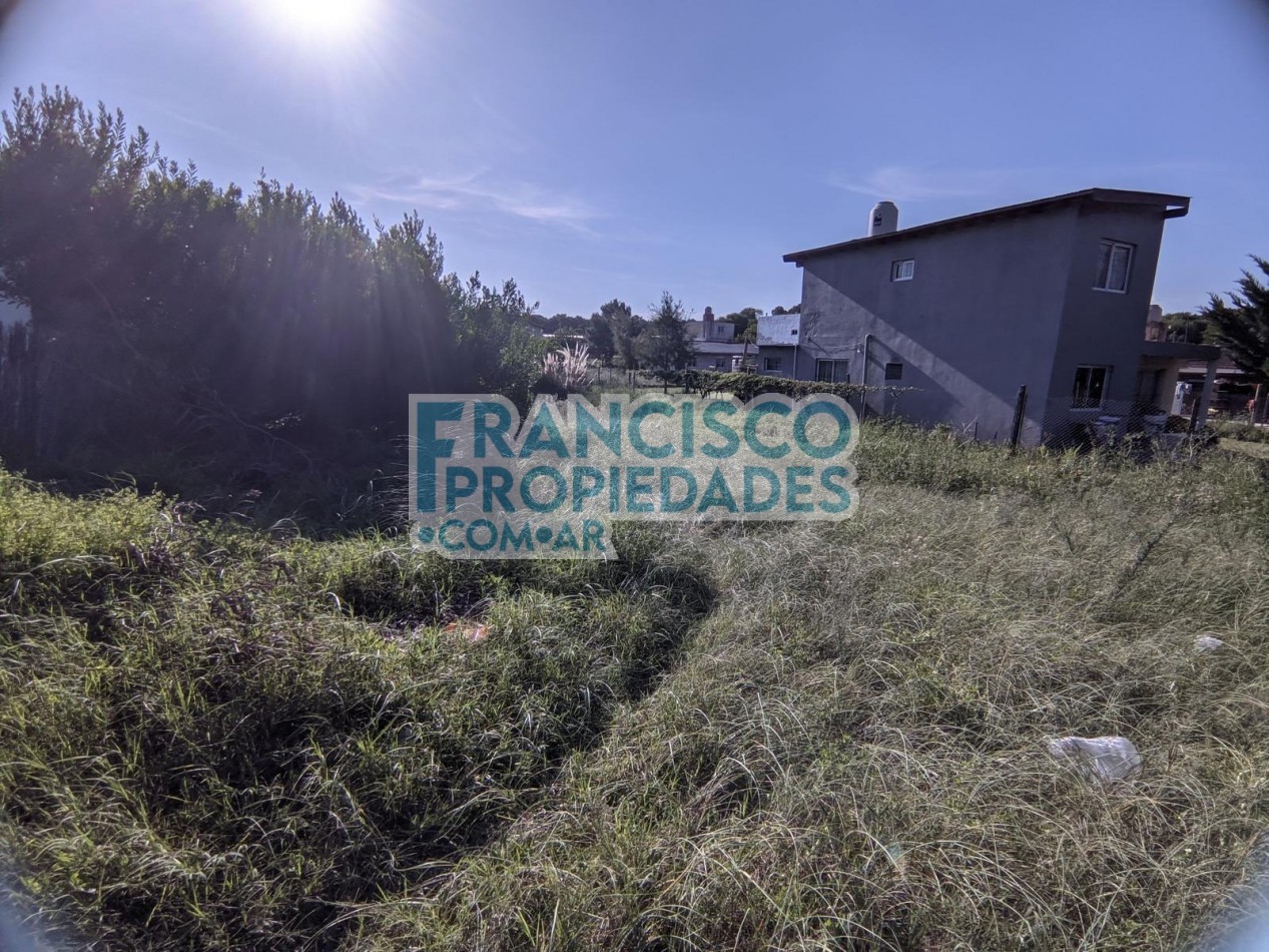 Lote unifamiliar en zona residencial - Villa Gesell