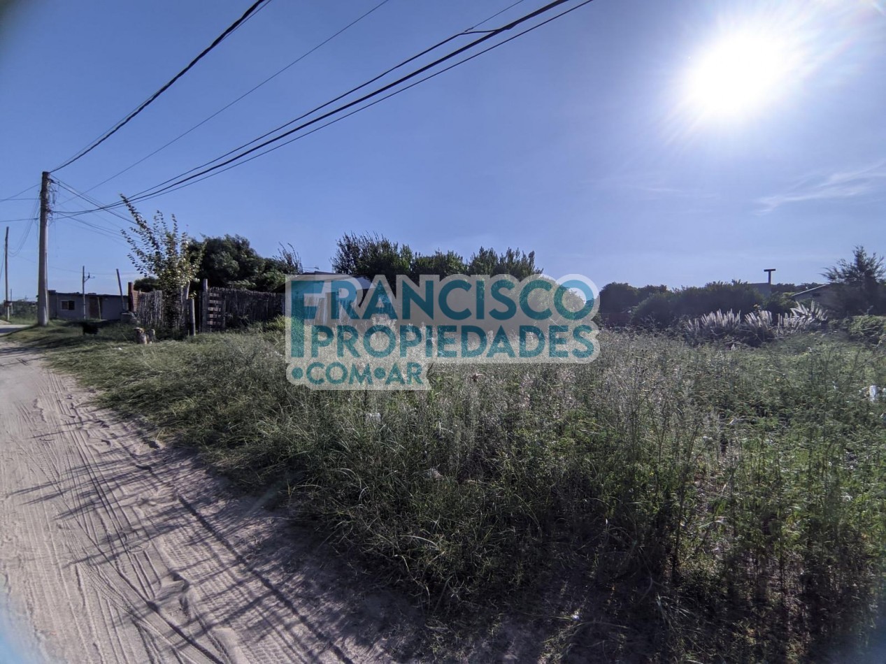 Lote unifamiliar en zona residencial - Villa Gesell