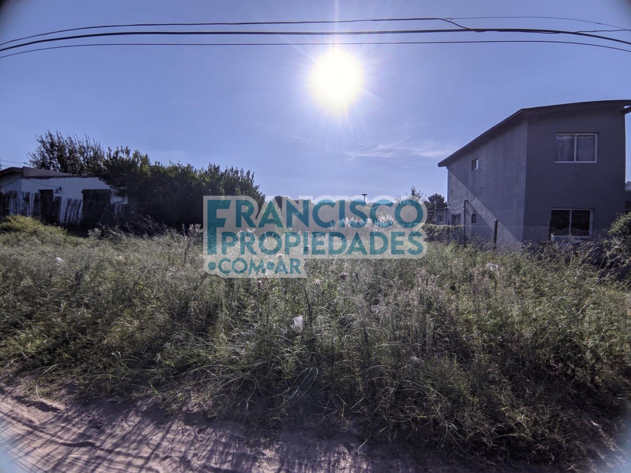 Lote unifamiliar en zona residencial - Villa Gesell