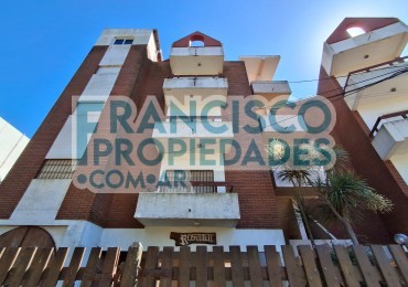 2 departamentos - Villa Gesell | Zona muelle